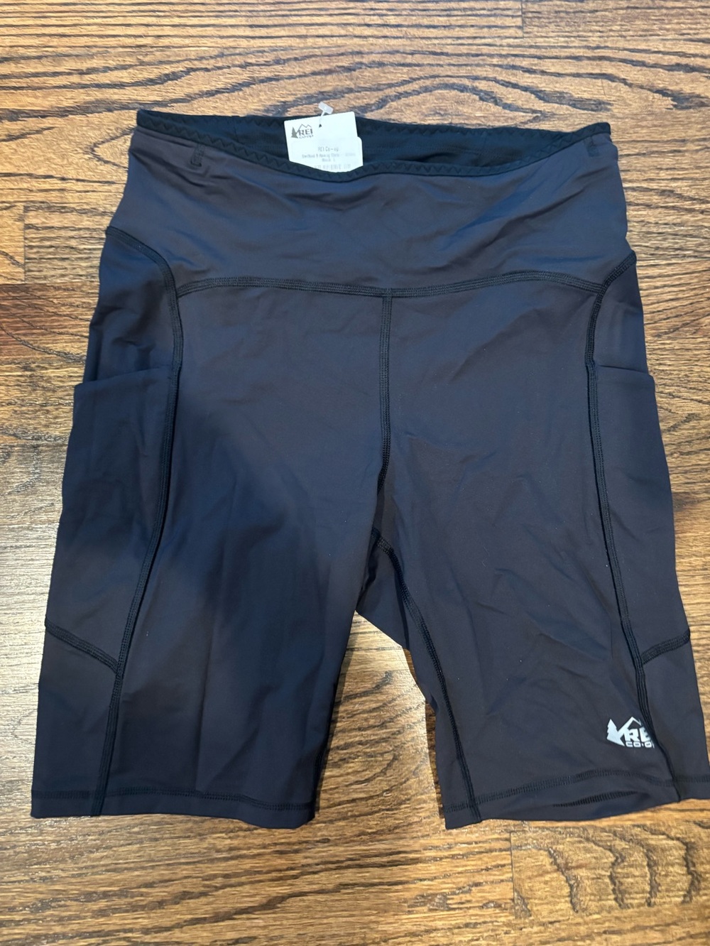 REI swift land NWT Black Women's Performance Bike running Shorts